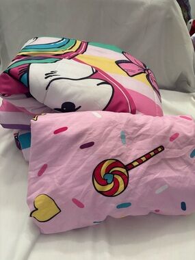JoJo Siwa Twin Bedding Comforter + Sheet Reversible Nickelodeon